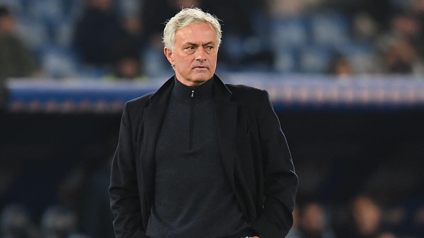 Jose Mourinho 'would love' Chelsea return